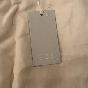COS 100% cotton top